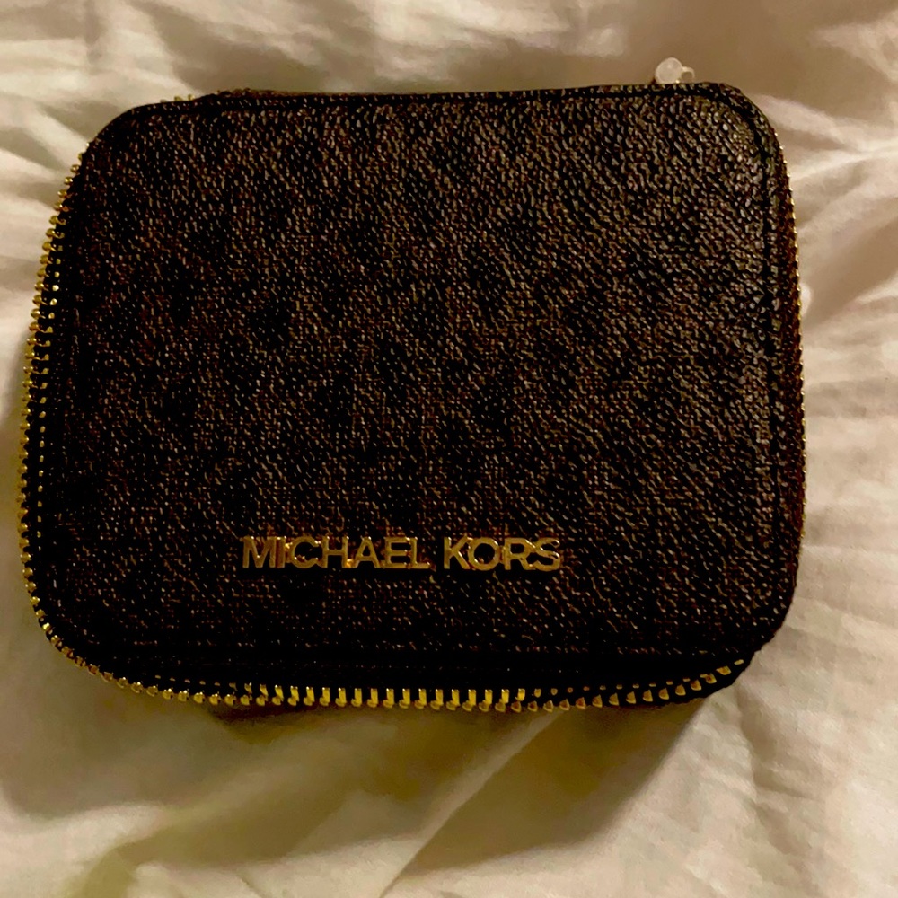 Michael Kors travel Jewlery box.